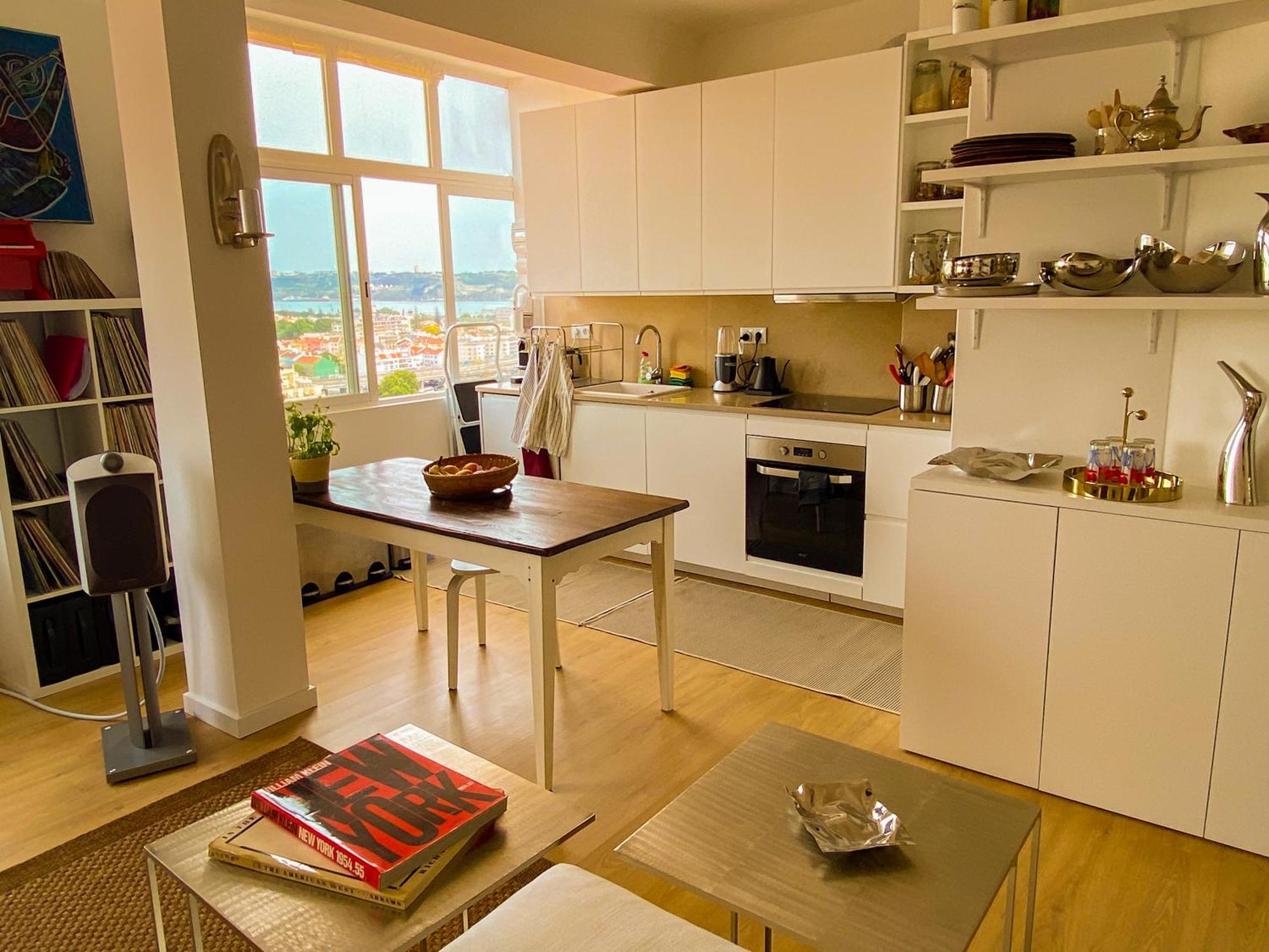 Ideally Located With Perfect Views Algés Exterior foto